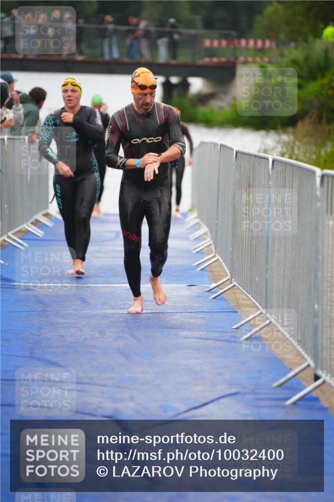 30.08.2026 - Elbe Triathlon Hamburg LAZAROV Photography http://msf.ph/oto/10032400 30.08.2026 08:41:49 Schwimmen 298, 325, 363, 379 meine-sportfotos.de