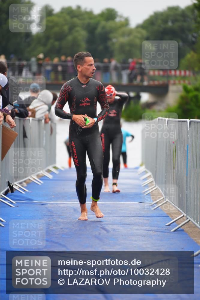 30.08.2026 - Elbe Triathlon Hamburg LAZAROV Photography http://msf.ph/oto/10032428 30.08.2026 08:41:57 Schwimmen 253, 298, 325, 348, 363, 379 meine-sportfotos.de