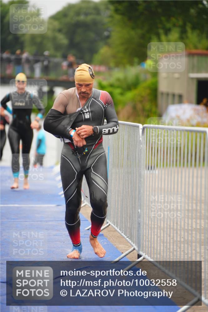 30.08.2026 - Elbe Triathlon Hamburg LAZAROV Photography http://msf.ph/oto/10032558 30.08.2026 08:43:04 Schwimmen 249, 289, 352 meine-sportfotos.de