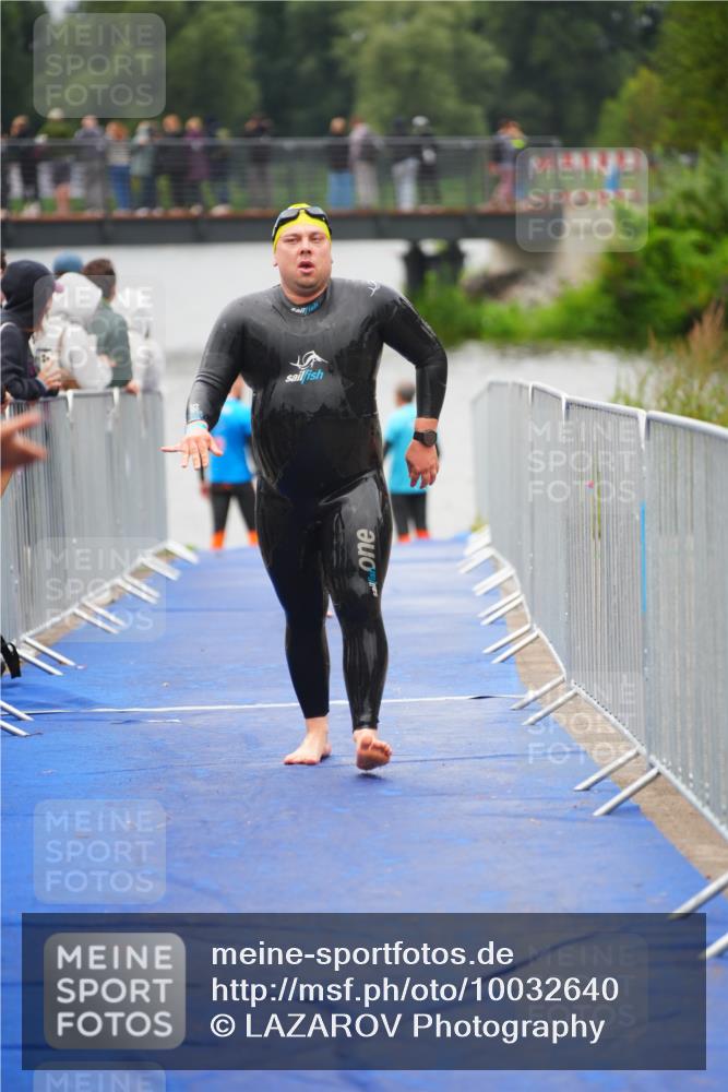 30.08.2026 - Elbe Triathlon Hamburg LAZAROV Photography http://msf.ph/oto/10032640 30.08.2026 08:43:29 Schwimmen 267, 283, 319, 381 meine-sportfotos.de