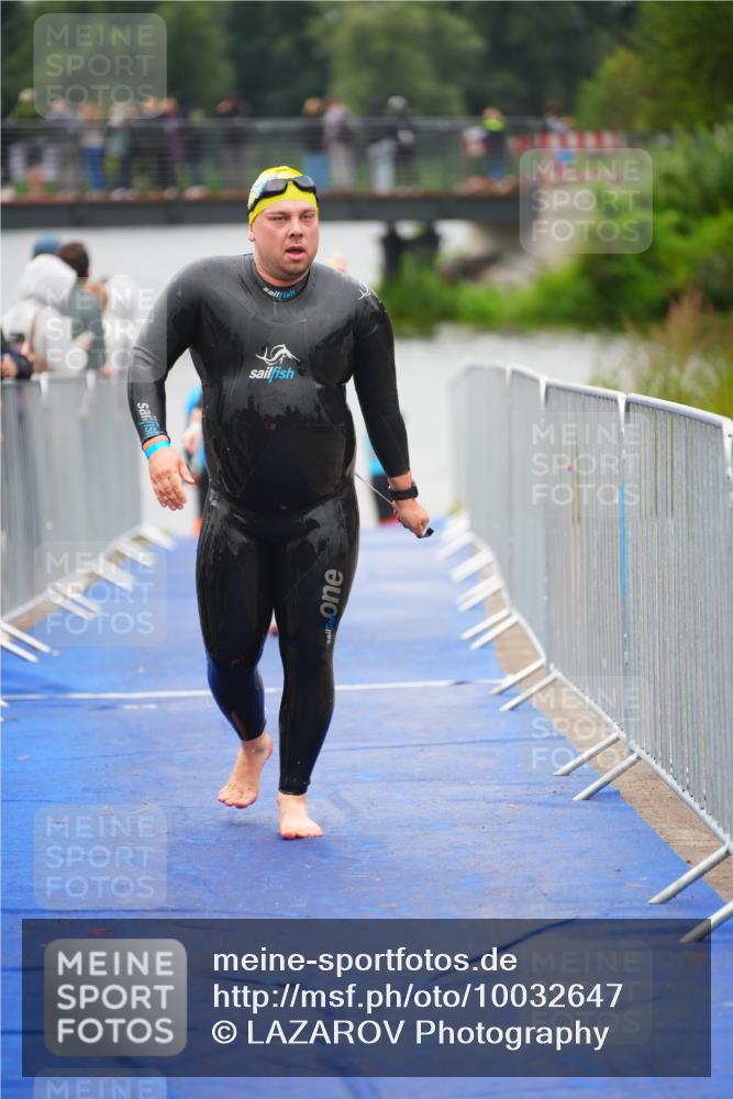 30.08.2026 - Elbe Triathlon Hamburg LAZAROV Photography http://msf.ph/oto/10032647 30.08.2026 08:43:30 Schwimmen 267, 283, 319, 381 meine-sportfotos.de