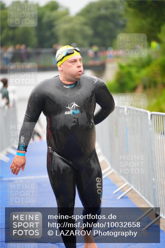 30.08.2026 - Elbe Triathlon Hamburg LAZAROV Photography http://msf.ph/oto/10032658 30.08.2026 08:43:32 Schwimmen 267, 283, 319, 381 meine-sportfotos.de