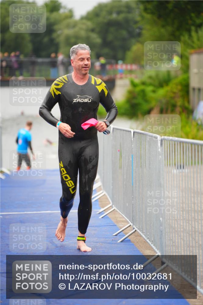 30.08.2026 - Elbe Triathlon Hamburg LAZAROV Photography http://msf.ph/oto/10032681 30.08.2026 08:43:52 Schwimmen 303 meine-sportfotos.de