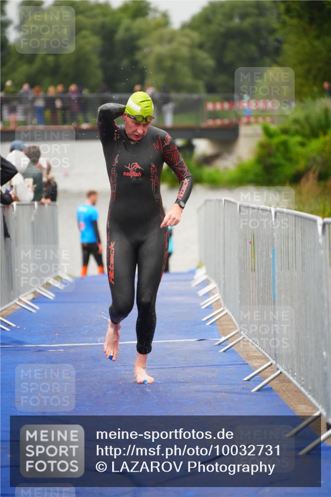 30.08.2026 - Elbe Triathlon Hamburg LAZAROV Photography http://msf.ph/oto/10032731 30.08.2026 08:44:18 Schwimmen 276, 445 meine-sportfotos.de