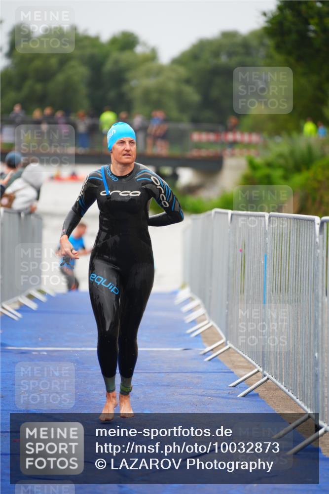 30.08.2026 - Elbe Triathlon Hamburg LAZAROV Photography http://msf.ph/oto/10032873 30.08.2026 08:46:49 Schwimmen 392 meine-sportfotos.de