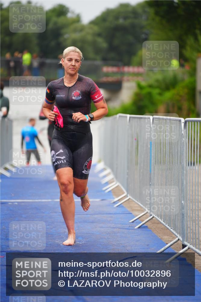 30.08.2026 - Elbe Triathlon Hamburg LAZAROV Photography http://msf.ph/oto/10032896 30.08.2026 08:46:59 Schwimmen 336, 392, 421 meine-sportfotos.de