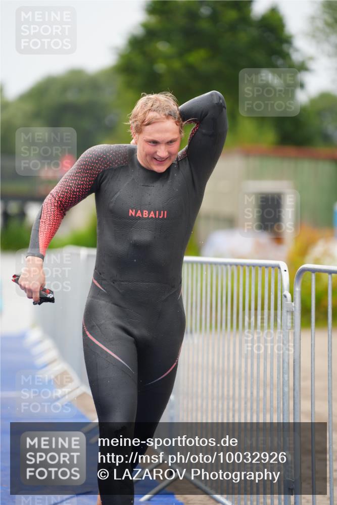 30.08.2026 - Elbe Triathlon Hamburg LAZAROV Photography http://msf.ph/oto/10032926 30.08.2026 08:47:03 Schwimmen 336, 392, 421 meine-sportfotos.de