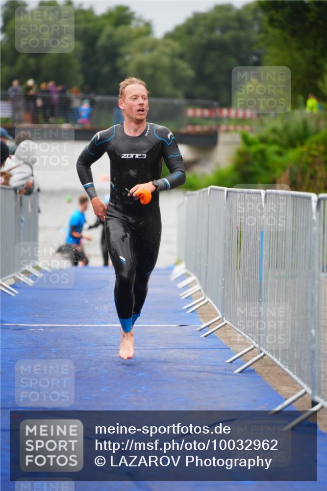 30.08.2026 - Elbe Triathlon Hamburg LAZAROV Photography http://msf.ph/oto/10032962 30.08.2026 08:47:34 Schwimmen 412, 433, 502 meine-sportfotos.de