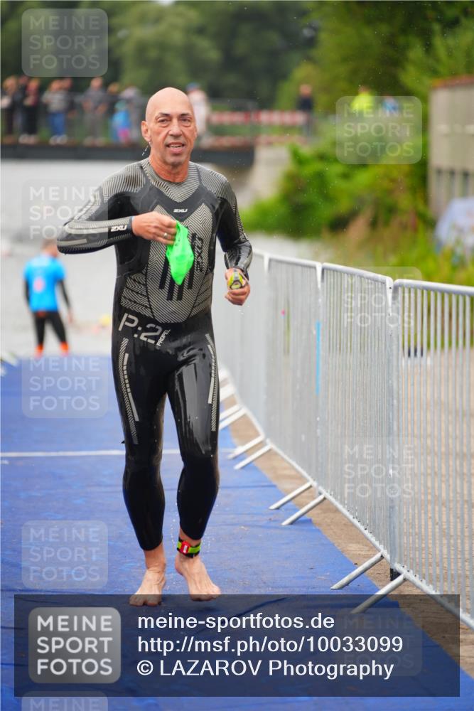 30.08.2026 - Elbe Triathlon Hamburg LAZAROV Photography http://msf.ph/oto/10033099 30.08.2026 08:48:34 Schwimmen 261, 458 meine-sportfotos.de