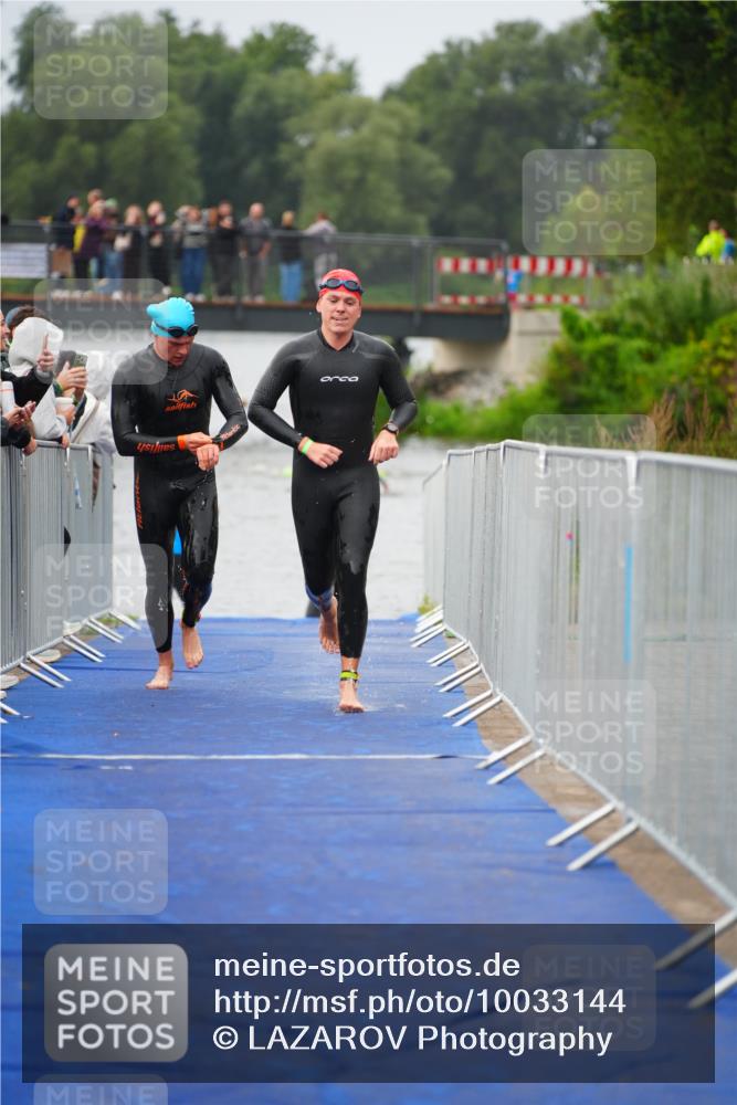 30.08.2026 - Elbe Triathlon Hamburg LAZAROV Photography http://msf.ph/oto/10033144 30.08.2026 08:49:19 Schwimmen 398, 466 meine-sportfotos.de