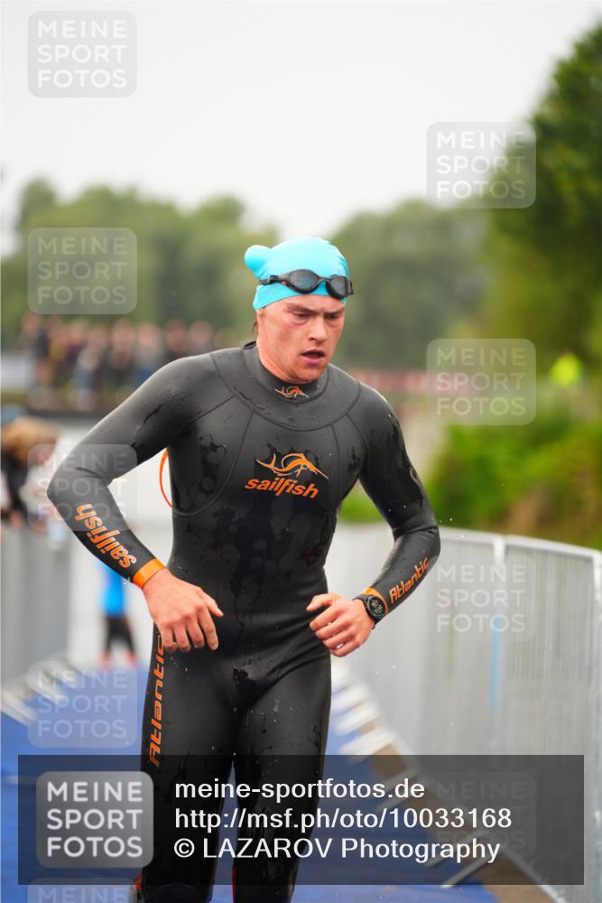 30.08.2026 - Elbe Triathlon Hamburg LAZAROV Photography http://msf.ph/oto/10033168 30.08.2026 08:49:22 Schwimmen 398, 466 meine-sportfotos.de