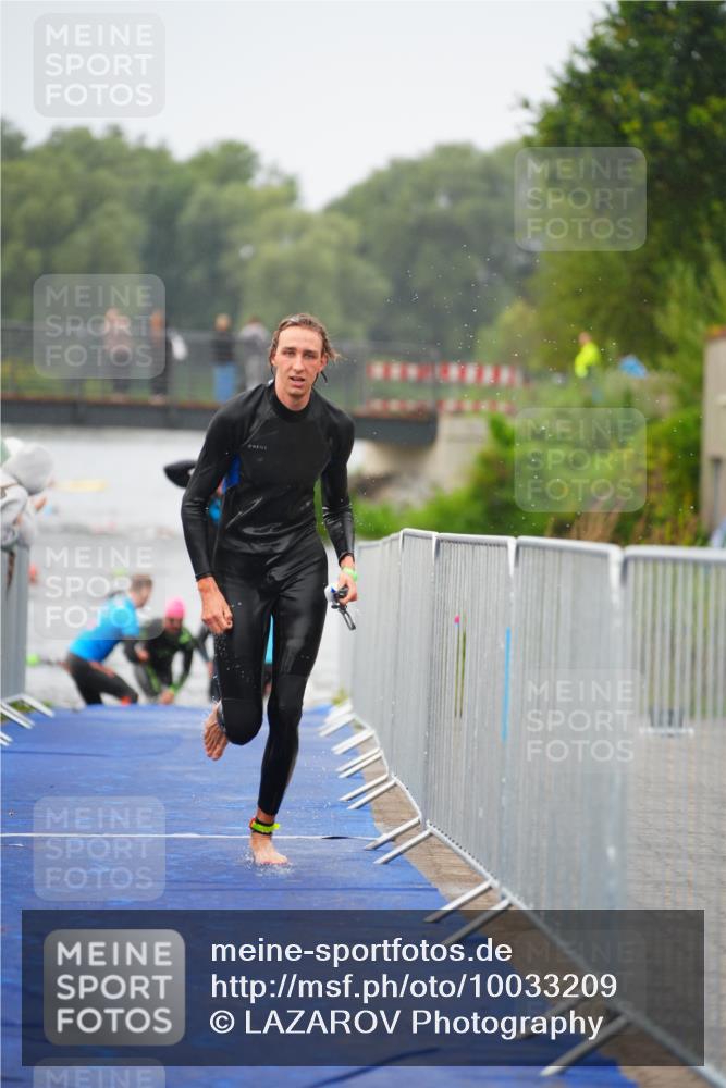 30.08.2026 - Elbe Triathlon Hamburg LAZAROV Photography http://msf.ph/oto/10033209 30.08.2026 08:49:54 Schwimmen 397, 414 meine-sportfotos.de