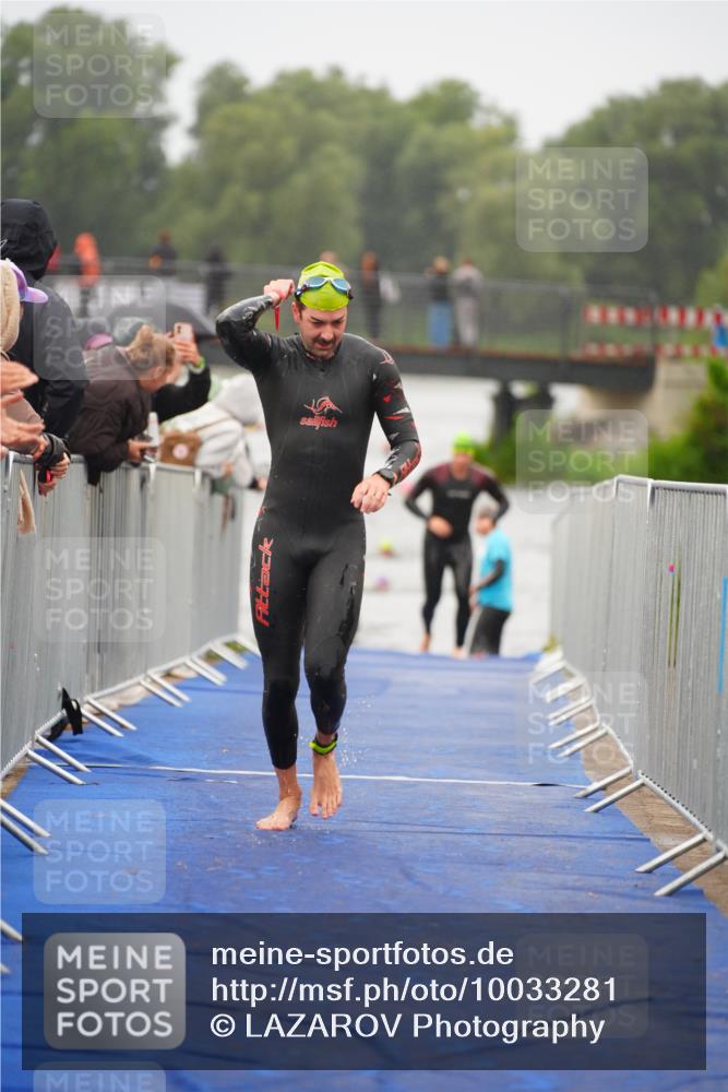 30.08.2026 - Elbe Triathlon Hamburg LAZAROV Photography http://msf.ph/oto/10033281 30.08.2026 08:50:07 Schwimmen 399, 414, 417, 476, 496 meine-sportfotos.de