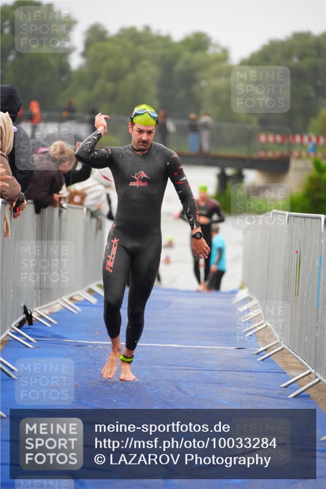 30.08.2026 - Elbe Triathlon Hamburg LAZAROV Photography http://msf.ph/oto/10033284 30.08.2026 08:50:07 Schwimmen 399, 414, 417, 476, 496 meine-sportfotos.de