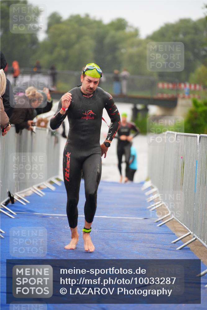 30.08.2026 - Elbe Triathlon Hamburg LAZAROV Photography http://msf.ph/oto/10033287 30.08.2026 08:50:07 Schwimmen 399, 414, 417, 476, 496 meine-sportfotos.de