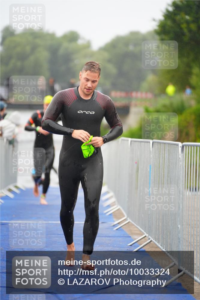 30.08.2026 - Elbe Triathlon Hamburg LAZAROV Photography http://msf.ph/oto/10033324 30.08.2026 08:50:15 Schwimmen 399, 417, 444, 476, 480, 496 meine-sportfotos.de