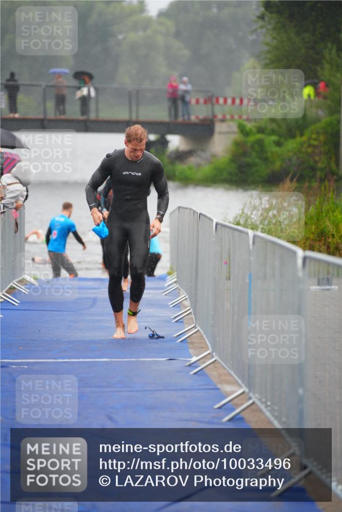 30.08.2026 - Elbe Triathlon Hamburg LAZAROV Photography http://msf.ph/oto/10033496 30.08.2026 08:51:33 Schwimmen 394, 457 meine-sportfotos.de