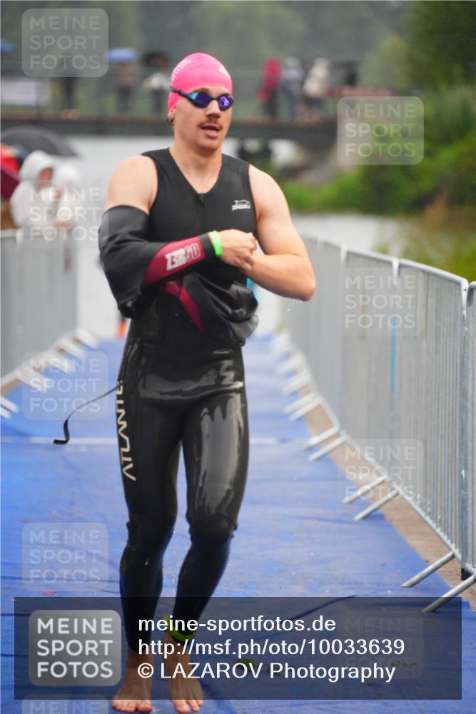 30.08.2026 - Elbe Triathlon Hamburg LAZAROV Photography http://msf.ph/oto/10033639 30.08.2026 08:51:58 Schwimmen 405, 420, 425, 426, 428, 430, 481, 493 meine-sportfotos.de