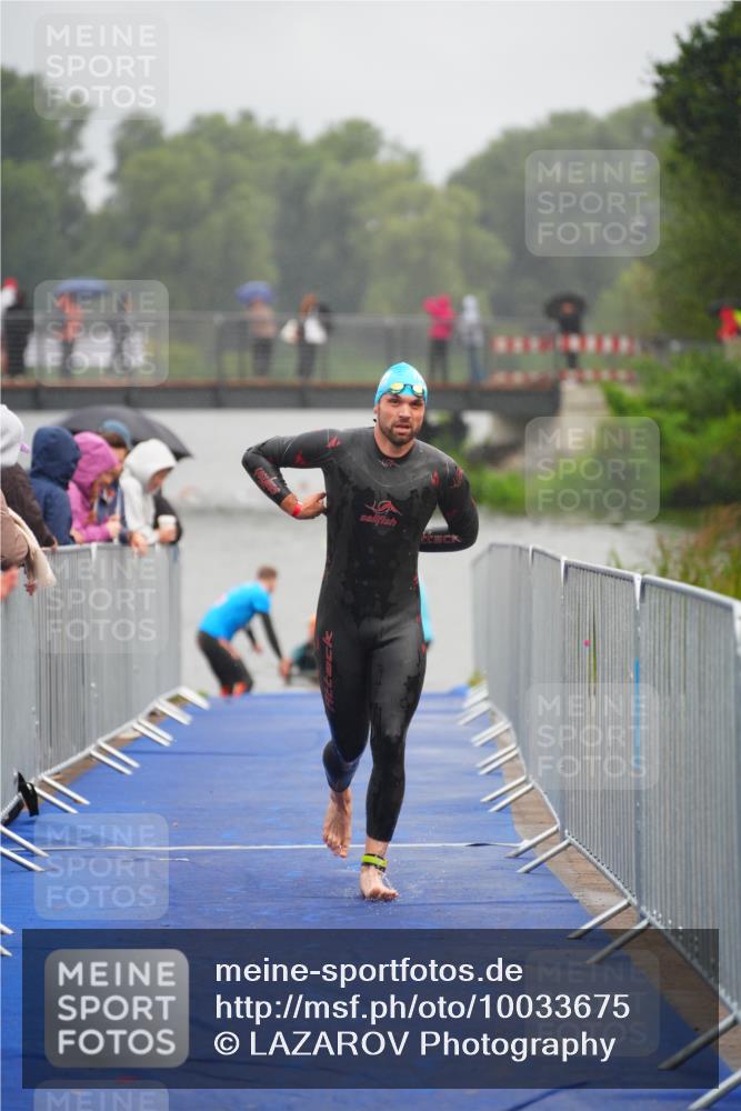 30.08.2026 - Elbe Triathlon Hamburg LAZAROV Photography http://msf.ph/oto/10033675 30.08.2026 08:52:56 Schwimmen 613 meine-sportfotos.de