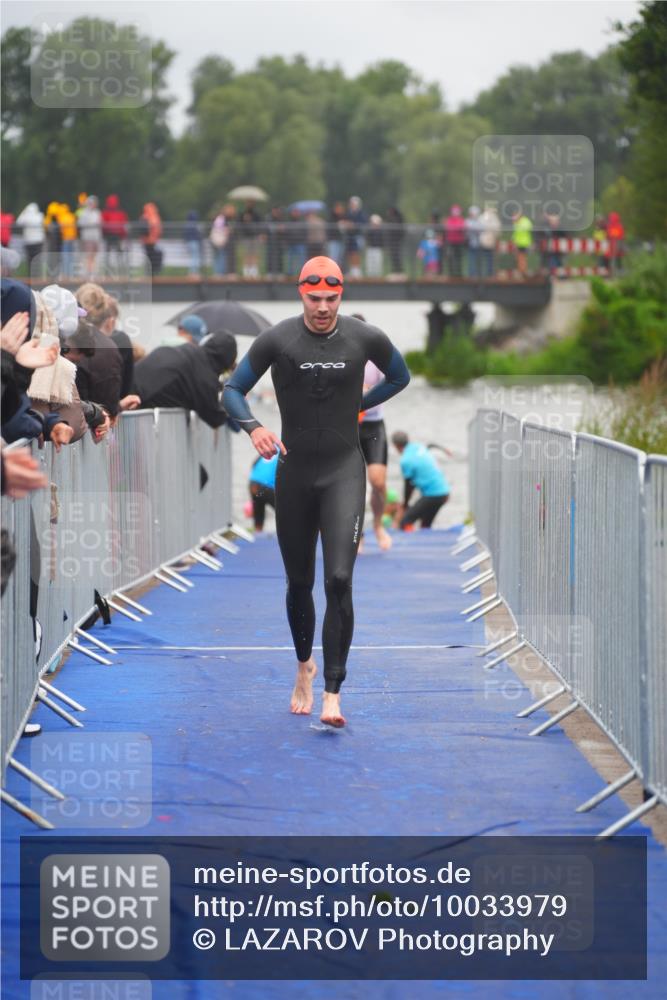 30.08.2026 - Elbe Triathlon Hamburg LAZAROV Photography http://msf.ph/oto/10033979 30.08.2026 08:55:40 Schwimmen 489, 504, 543 meine-sportfotos.de