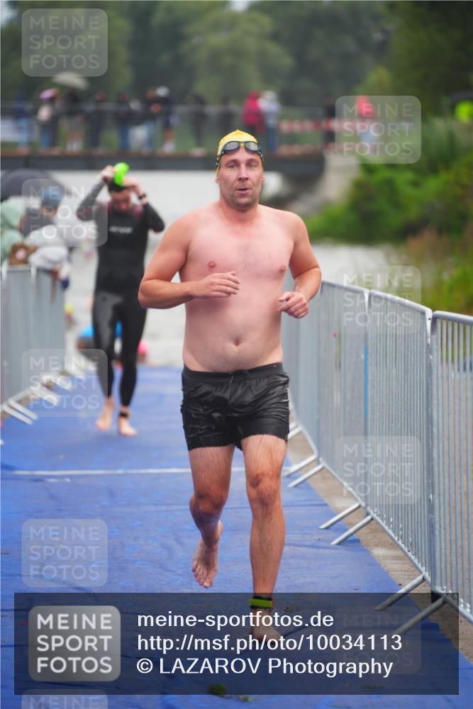 30.08.2026 - Elbe Triathlon Hamburg LAZAROV Photography http://msf.ph/oto/10034113 30.08.2026 08:56:14 Schwimmen 429, 498, 512, 534 meine-sportfotos.de