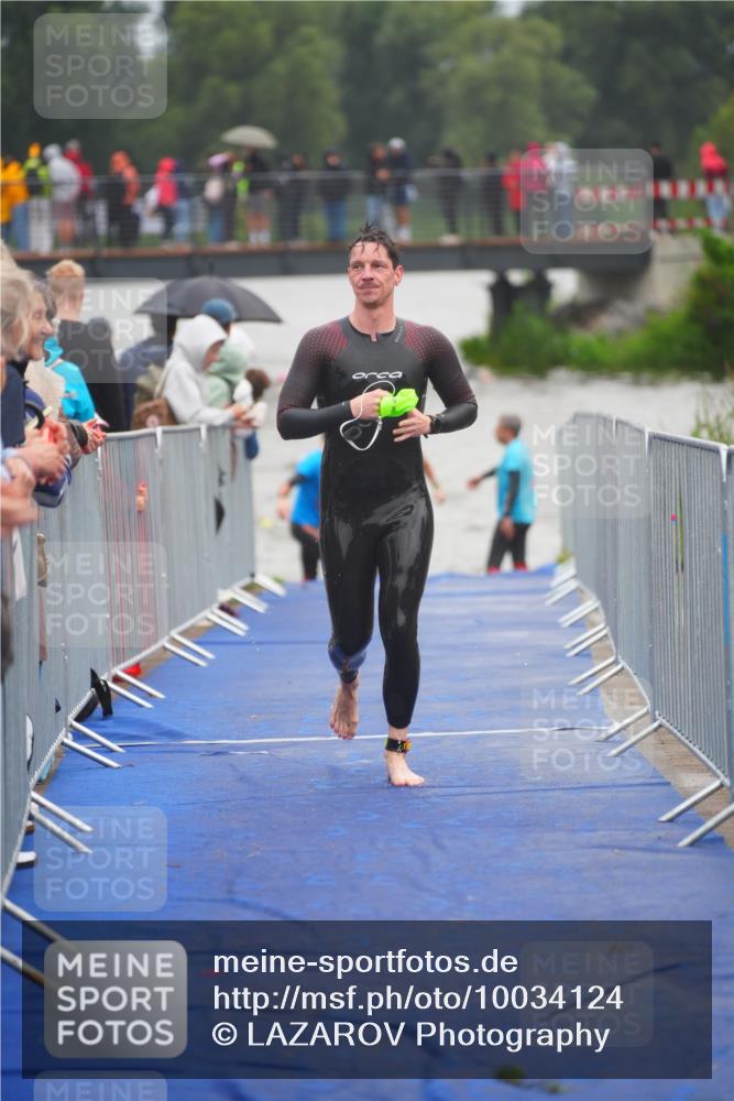30.08.2026 - Elbe Triathlon Hamburg LAZAROV Photography http://msf.ph/oto/10034124 30.08.2026 08:56:16 Schwimmen 429, 498, 512, 534 meine-sportfotos.de
