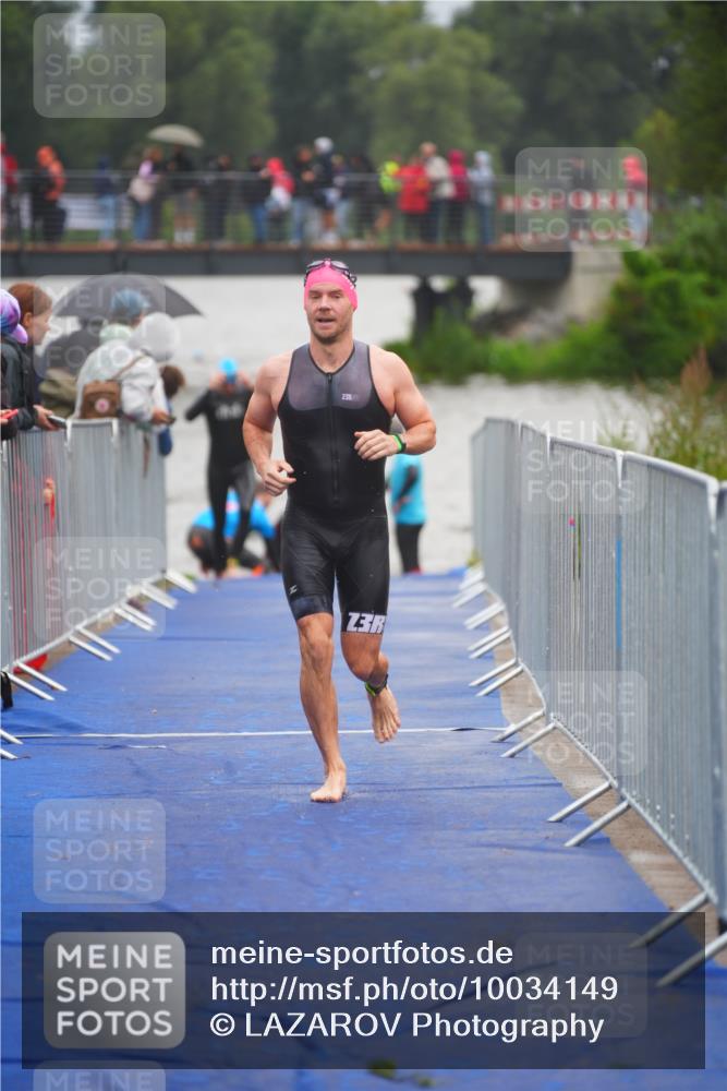 30.08.2026 - Elbe Triathlon Hamburg LAZAROV Photography http://msf.ph/oto/10034149 30.08.2026 08:56:26 Schwimmen 429, 436, 498 meine-sportfotos.de