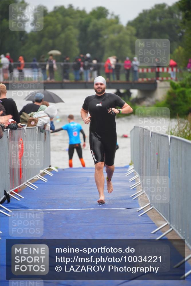 30.08.2026 - Elbe Triathlon Hamburg LAZAROV Photography http://msf.ph/oto/10034221 30.08.2026 08:56:51 Schwimmen 400, 434, 488, 490 meine-sportfotos.de