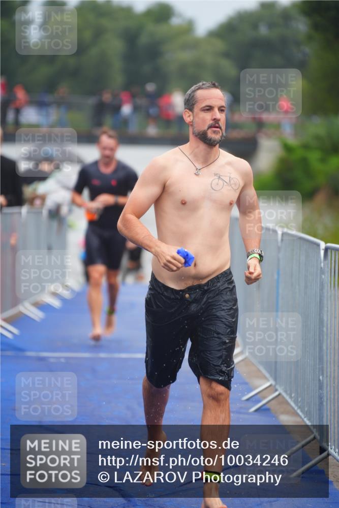 30.08.2026 - Elbe Triathlon Hamburg LAZAROV Photography http://msf.ph/oto/10034246 30.08.2026 08:57:11 Schwimmen 492, 616 meine-sportfotos.de