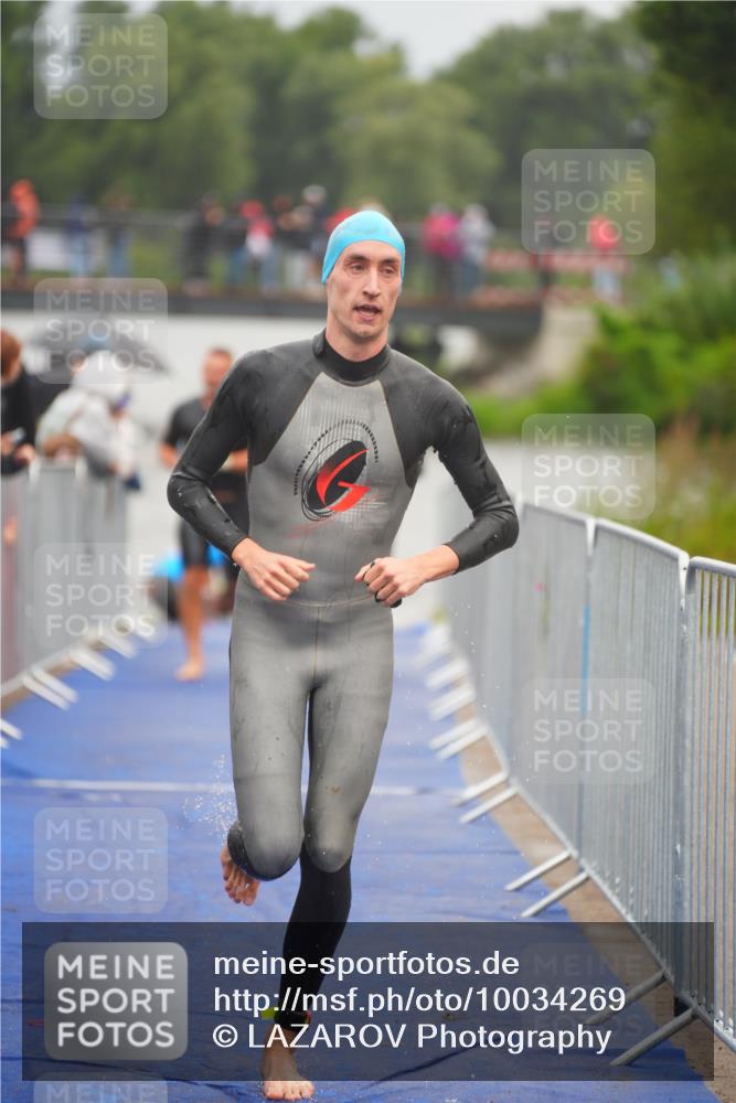 30.08.2026 - Elbe Triathlon Hamburg LAZAROV Photography http://msf.ph/oto/10034269 30.08.2026 08:57:20 Schwimmen 467, 492, 575, 616 meine-sportfotos.de