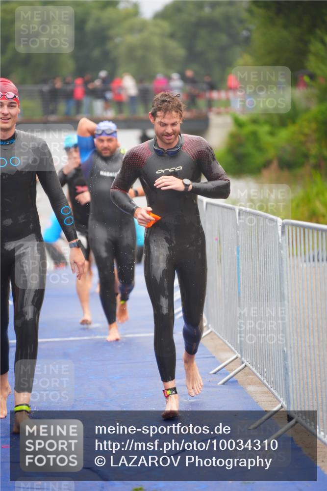 30.08.2026 - Elbe Triathlon Hamburg LAZAROV Photography http://msf.ph/oto/10034310 30.08.2026 08:57:34 Schwimmen 403, 410, 419, 452, 467, 483, 499, 575 meine-sportfotos.de