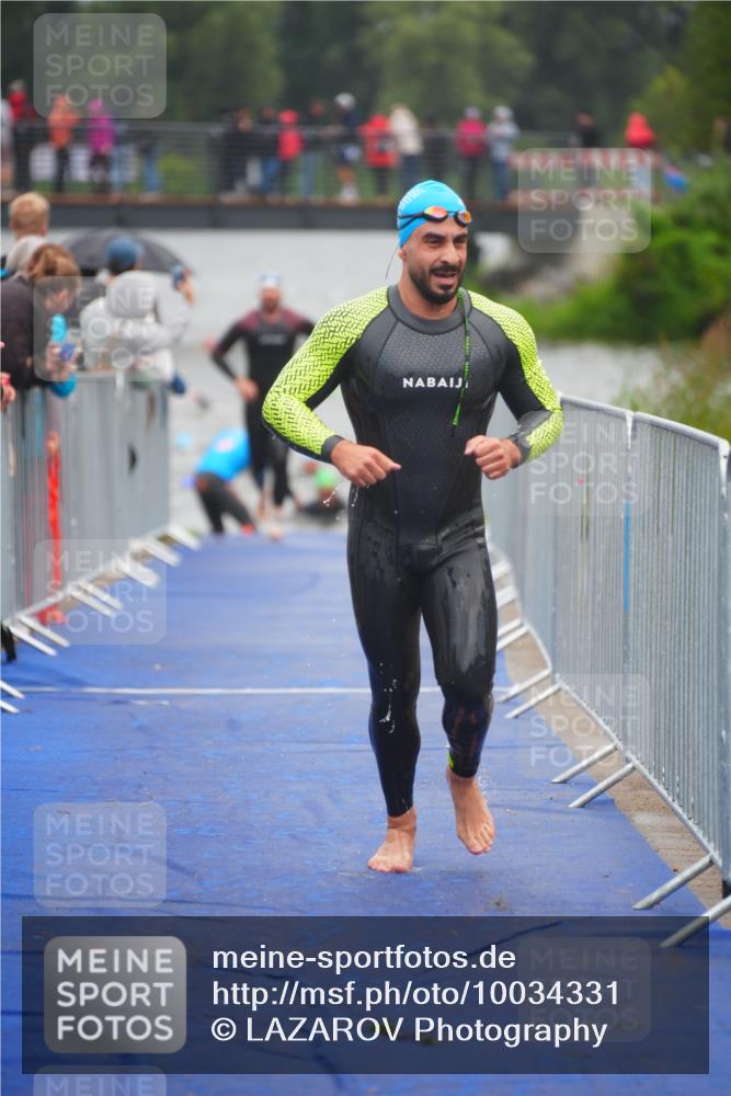 30.08.2026 - Elbe Triathlon Hamburg LAZAROV Photography http://msf.ph/oto/10034331 30.08.2026 08:57:44 Schwimmen 403, 410, 452, 483, 499, 639 meine-sportfotos.de