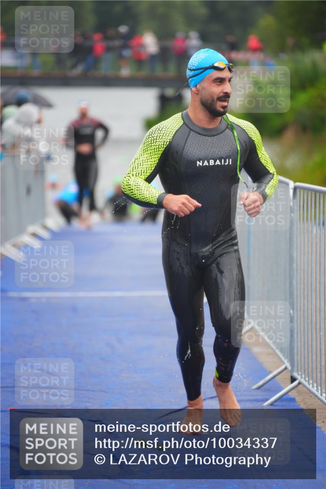 30.08.2026 - Elbe Triathlon Hamburg LAZAROV Photography http://msf.ph/oto/10034337 30.08.2026 08:57:44 Schwimmen 403, 410, 452, 483, 499, 639 meine-sportfotos.de