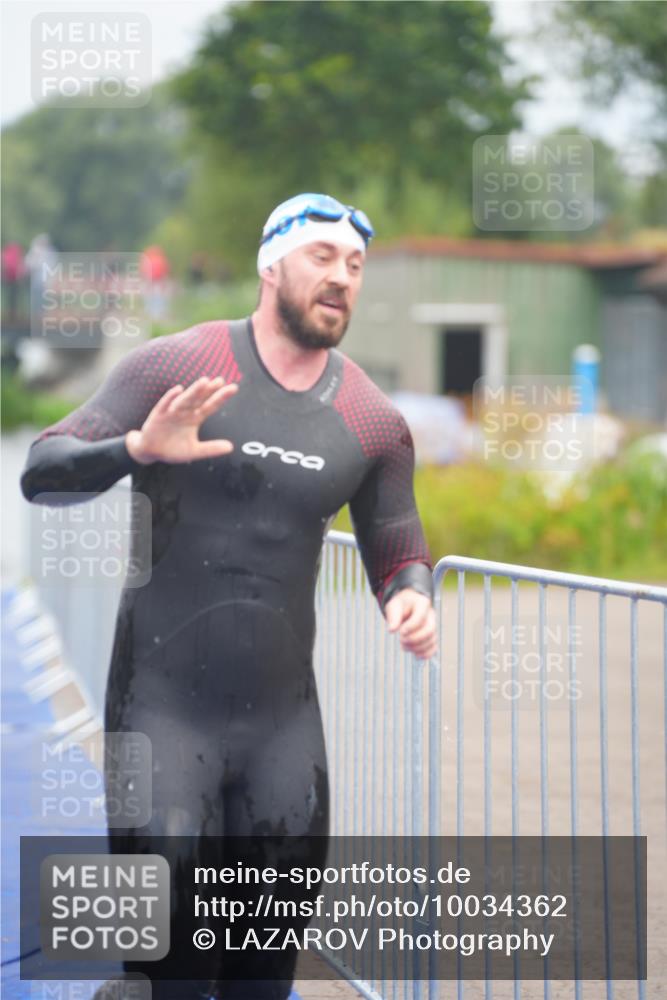 30.08.2026 - Elbe Triathlon Hamburg LAZAROV Photography http://msf.ph/oto/10034362 30.08.2026 08:57:51 Schwimmen 410, 452, 483, 495, 500, 639 meine-sportfotos.de