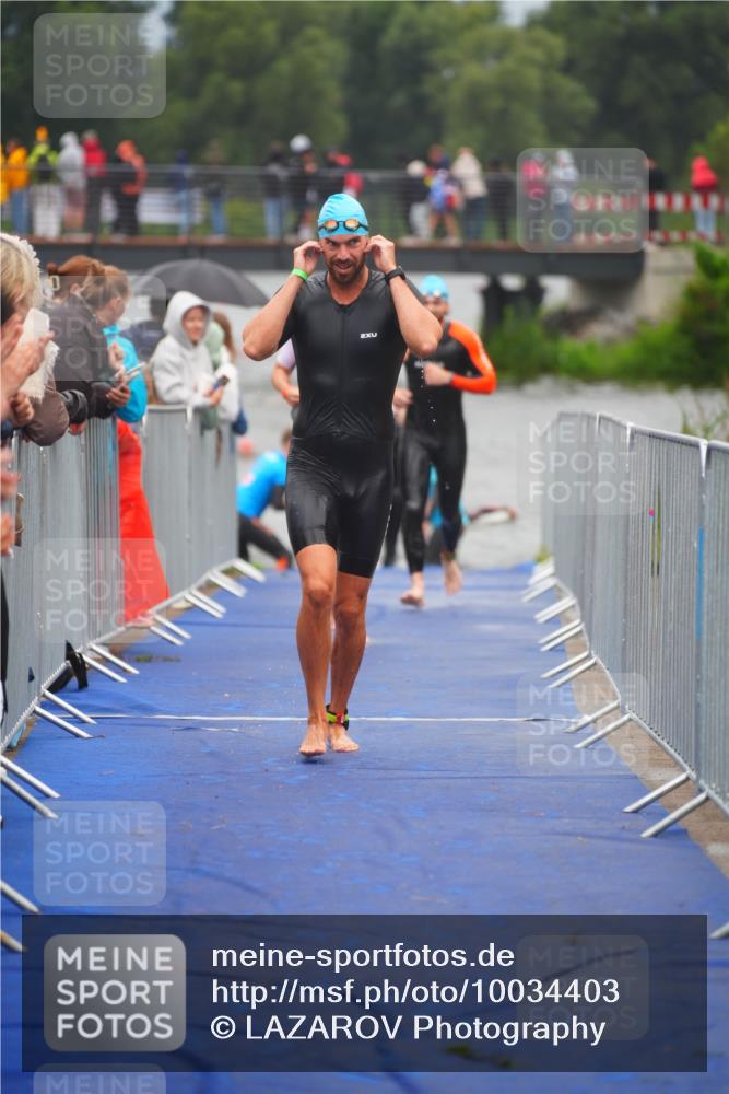 30.08.2026 - Elbe Triathlon Hamburg LAZAROV Photography http://msf.ph/oto/10034403 30.08.2026 08:58:08 Schwimmen 404, 441, 443, 500, 623, 637, 841 meine-sportfotos.de