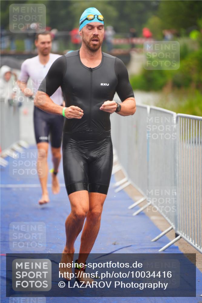 30.08.2026 - Elbe Triathlon Hamburg LAZAROV Photography http://msf.ph/oto/10034416 30.08.2026 08:58:10 Schwimmen 404, 441, 443, 500, 623, 637, 841 meine-sportfotos.de