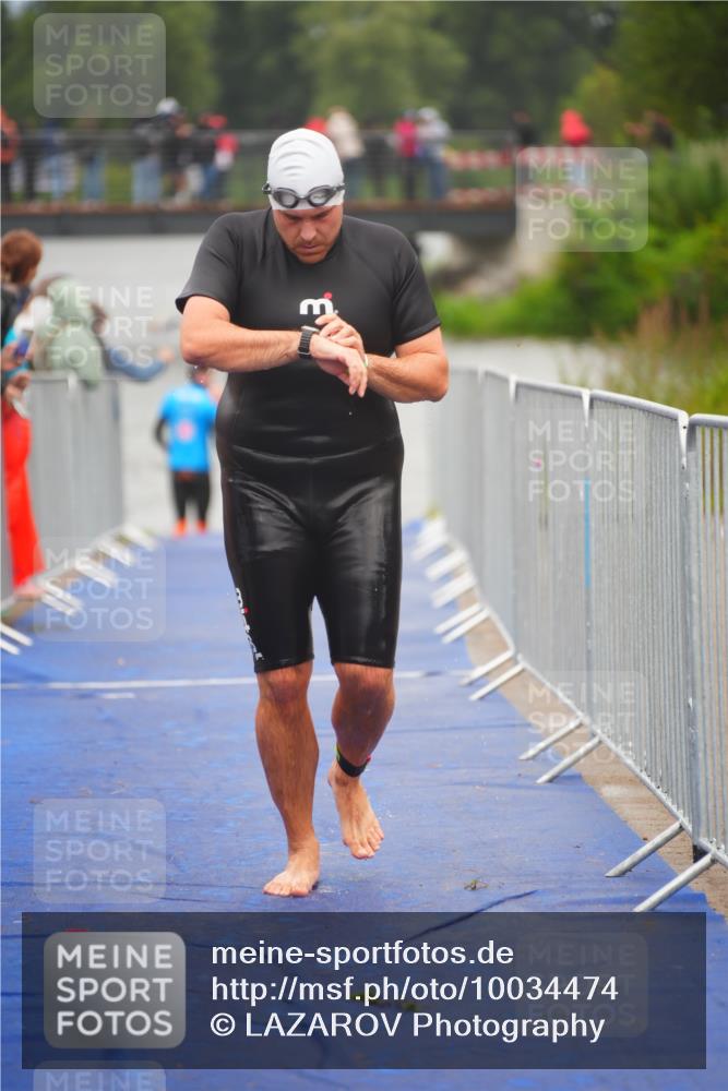 30.08.2026 - Elbe Triathlon Hamburg LAZAROV Photography http://msf.ph/oto/10034474 30.08.2026 08:58:21 Schwimmen 404, 441, 468, 623, 841, 1894 meine-sportfotos.de