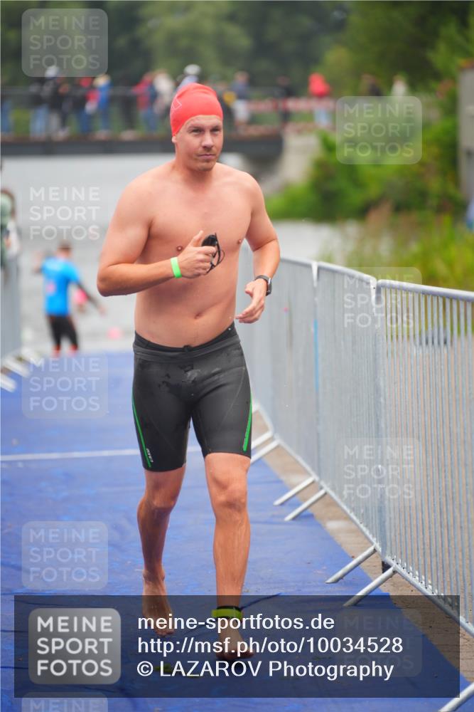 30.08.2026 - Elbe Triathlon Hamburg LAZAROV Photography http://msf.ph/oto/10034528 30.08.2026 08:58:58 Schwimmen 413, 472 meine-sportfotos.de