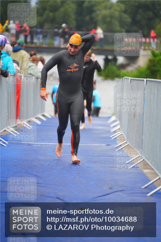 30.08.2026 - Elbe Triathlon Hamburg LAZAROV Photography http://msf.ph/oto/10034688 30.08.2026 08:59:42 Schwimmen 516, 552, 597, 600 meine-sportfotos.de