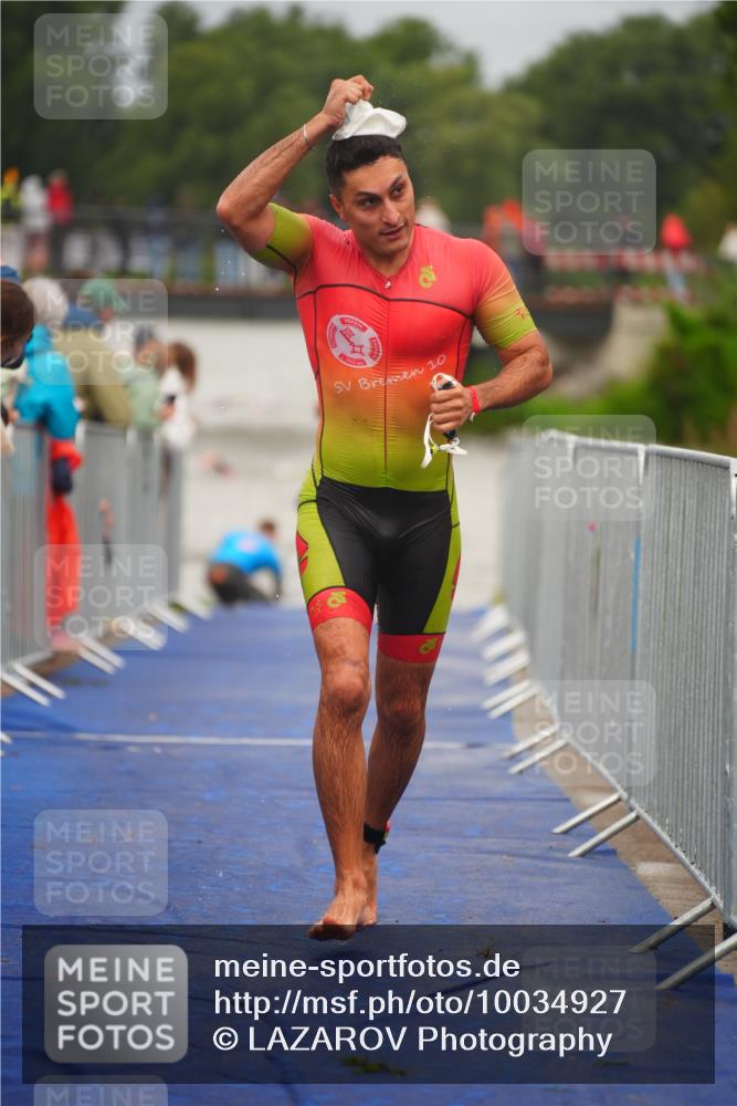 30.08.2026 - Elbe Triathlon Hamburg LAZAROV Photography http://msf.ph/oto/10034927 30.08.2026 09:01:06 Schwimmen 418, 519, 524, 540, 584, 588, 609, 634, 643 meine-sportfotos.de