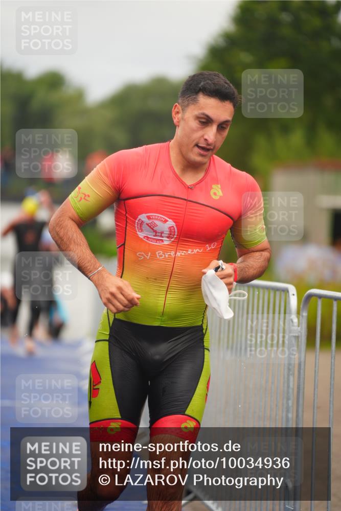 30.08.2026 - Elbe Triathlon Hamburg LAZAROV Photography http://msf.ph/oto/10034936 30.08.2026 09:01:07 Schwimmen 418, 519, 524, 540, 584, 588, 609, 643 meine-sportfotos.de
