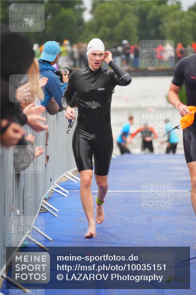 30.08.2026 - Elbe Triathlon Hamburg LAZAROV Photography http://msf.ph/oto/10035151 30.08.2026 09:02:30 Schwimmen 535, 541, 603 meine-sportfotos.de
