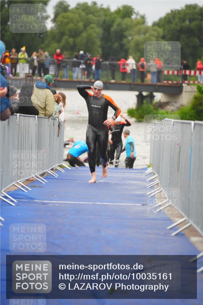 30.08.2026 - Elbe Triathlon Hamburg LAZAROV Photography http://msf.ph/oto/10035161 30.08.2026 09:02:37 Schwimmen 535, 541, 617 meine-sportfotos.de