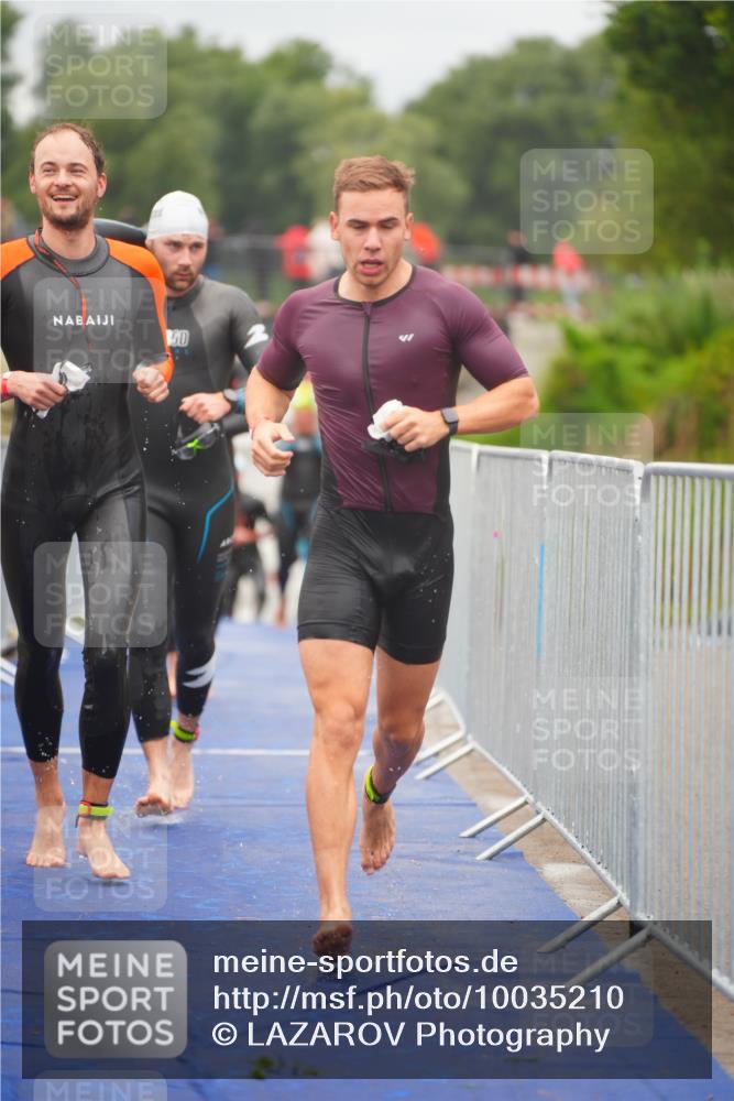 30.08.2026 - Elbe Triathlon Hamburg LAZAROV Photography http://msf.ph/oto/10035210 30.08.2026 09:02:47 Schwimmen 408, 462, 525, 541, 617, 771 meine-sportfotos.de
