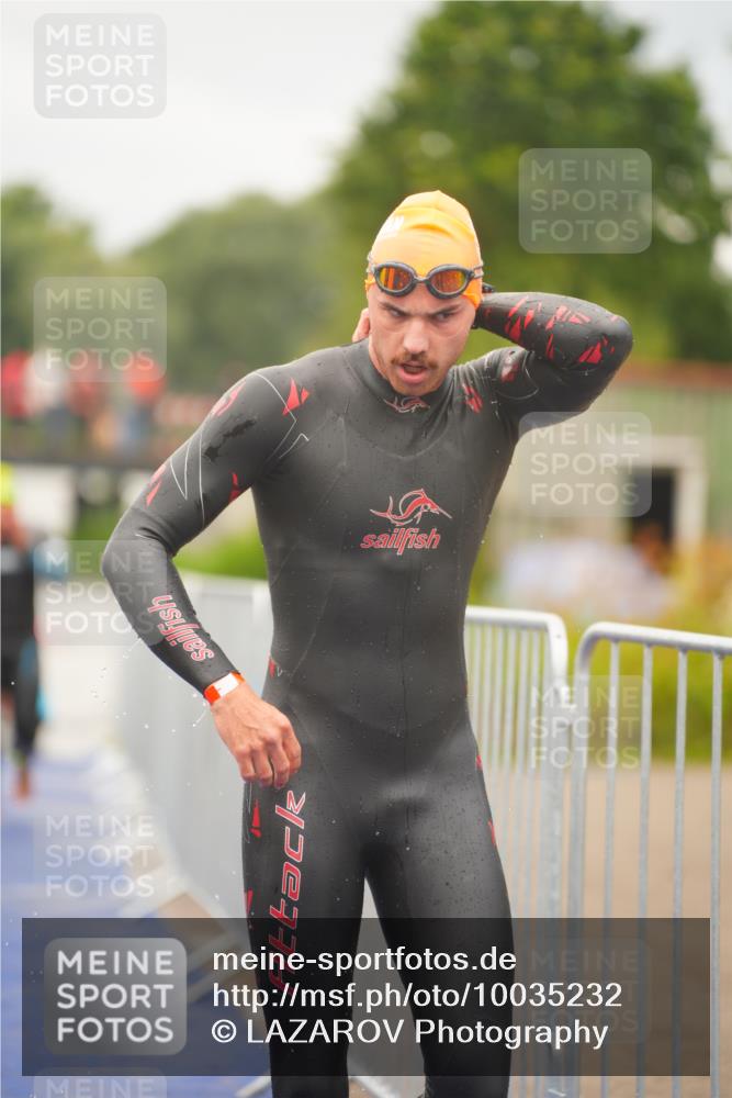 30.08.2026 - Elbe Triathlon Hamburg LAZAROV Photography http://msf.ph/oto/10035232 30.08.2026 09:02:51 Schwimmen 408, 439, 462, 525, 617, 771 meine-sportfotos.de