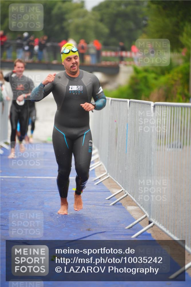 30.08.2026 - Elbe Triathlon Hamburg LAZAROV Photography http://msf.ph/oto/10035242 30.08.2026 09:02:54 Schwimmen 408, 439, 462, 525, 557, 617, 771 meine-sportfotos.de
