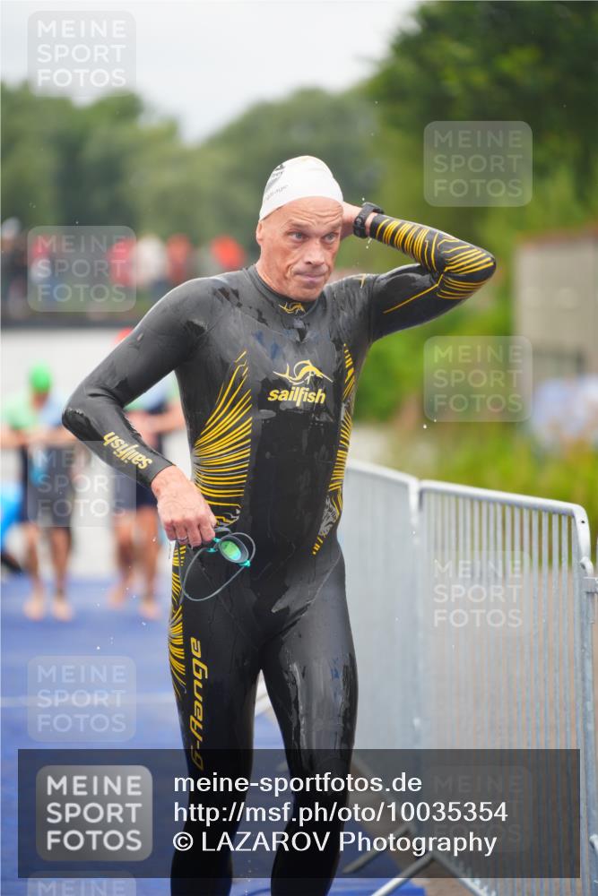 30.08.2026 - Elbe Triathlon Hamburg LAZAROV Photography http://msf.ph/oto/10035354 30.08.2026 09:03:17 Schwimmen 475, 605, 618, 718, 968 meine-sportfotos.de