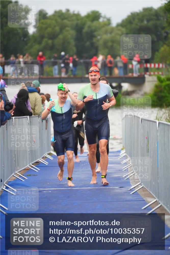 30.08.2026 - Elbe Triathlon Hamburg LAZAROV Photography http://msf.ph/oto/10035357 30.08.2026 09:03:20 Schwimmen 475, 583, 605, 618, 633, 718, 968 meine-sportfotos.de