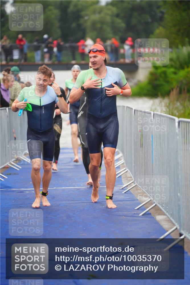 30.08.2026 - Elbe Triathlon Hamburg LAZAROV Photography http://msf.ph/oto/10035370 30.08.2026 09:03:22 Schwimmen 475, 513, 583, 605, 618, 633, 718, 968 meine-sportfotos.de