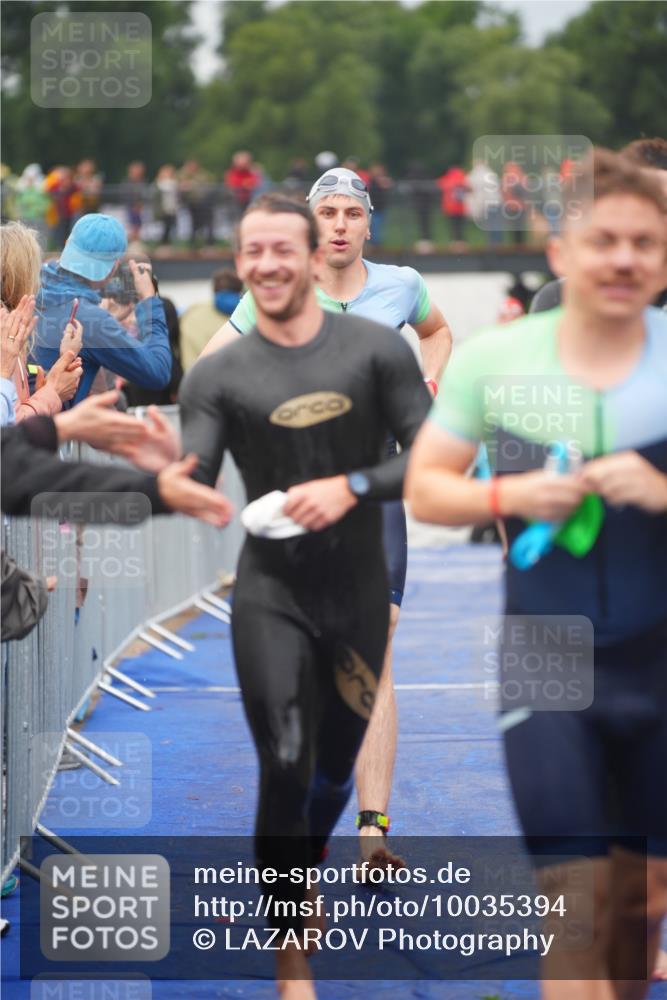 30.08.2026 - Elbe Triathlon Hamburg LAZAROV Photography http://msf.ph/oto/10035394 30.08.2026 09:03:25 Schwimmen 475, 513, 583, 618, 633, 718, 968 meine-sportfotos.de